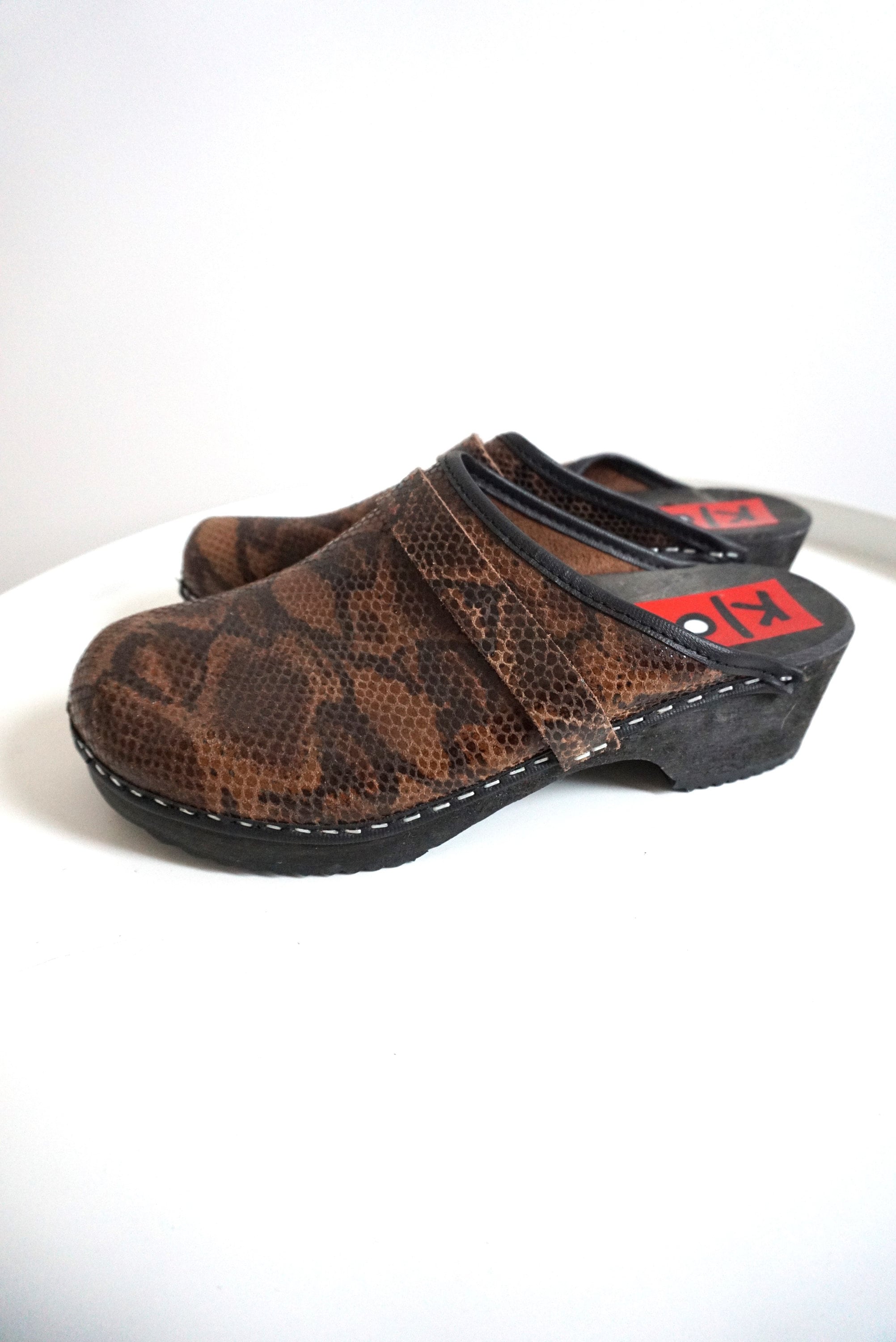Vintage Leather Sandal Shoes Clogs / EU 37 / USA 6 / UK 4 / Heel / Summer / Boots / Sneakers / Shoe Sandals / Heels Mules