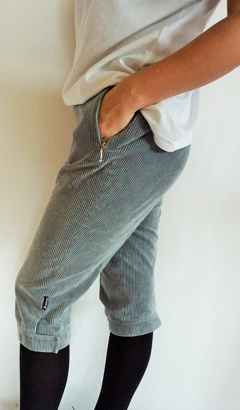 Vintage Womens Velvet Shorts Gray Blue Fusalp High Waisted High waist long shorts 42 33 Capris Trousers