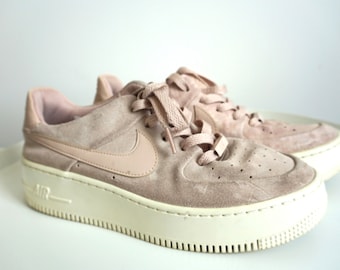 Vintage Nike Air Force 1 Suede Sneakers (US 8.5 / UK 6 / EU 40)