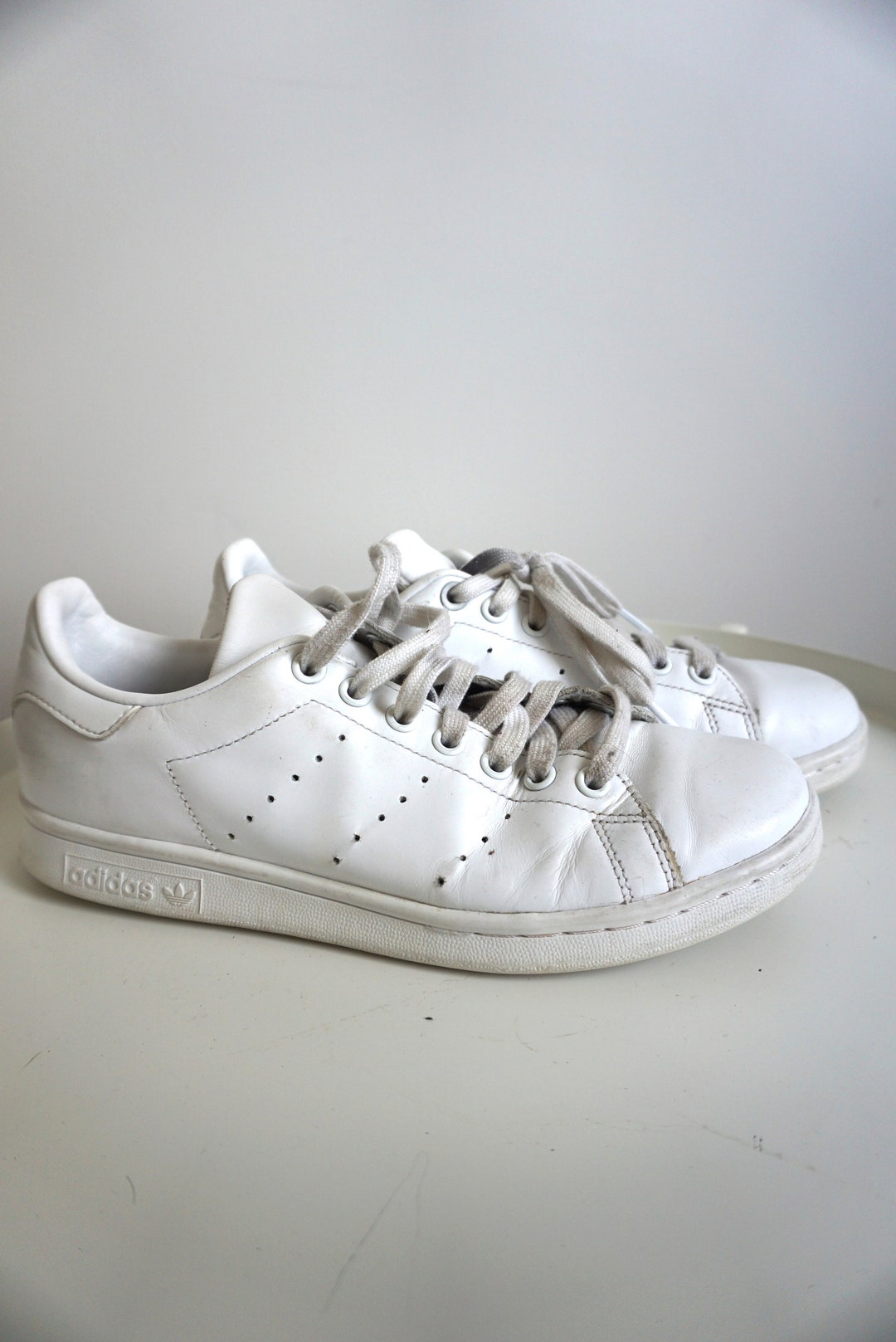 Vintage ADIDAS White Leather Sneakers: Trefoil Logo, UK 6 / US 8 - Etsy UK