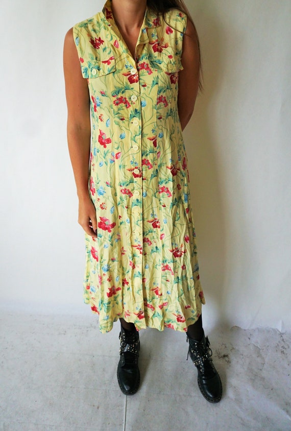 Vintage Summer Dress / Sarafan / Buttons / Floral