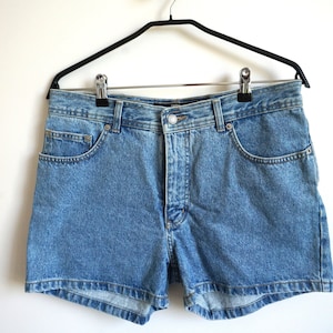 Vintage Denim Shorts / Women / High waist / High Waisted / Short / 90s / Jeans / size 34 / Large / L / Medium / M / Jean / Pants / Boho