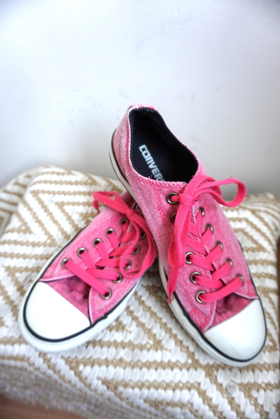 Converse pink jeans online
