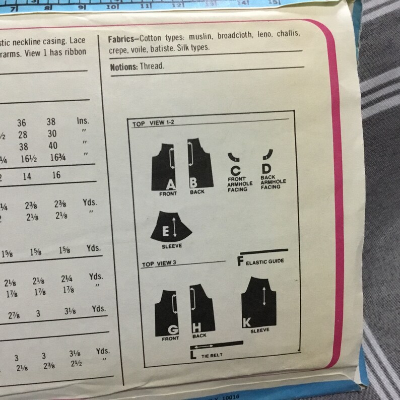 Vintage 1970s Simplicity pattern 8206 Miss size 8 pullover top with raglan sleeves and elastic neckline casing
