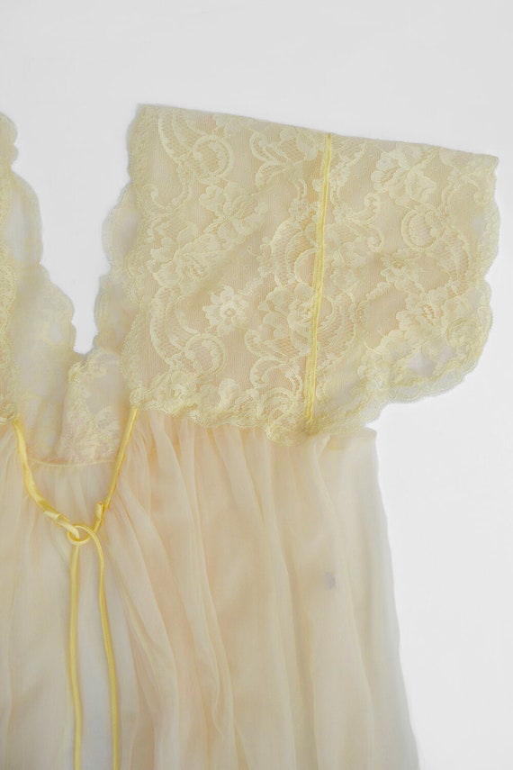 Vintage 1950s Sheer Dressing Gown - Pale Yellow -… - image 8