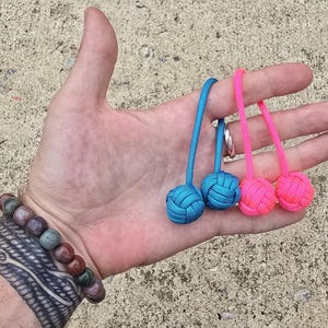 Monkey Fist Begleri Fidget Toy – Paracord Skill Toy