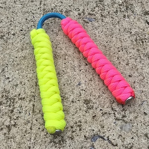Knuckle Chucks Fidget Toy – Paracord Skill Toy