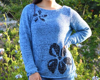 Blue and Black Floral Knit Sweater Flower Print Pullover Vintage 90s Jumper Cute Flower Girl Speckled Floral 1990s Sweater Medium to Large