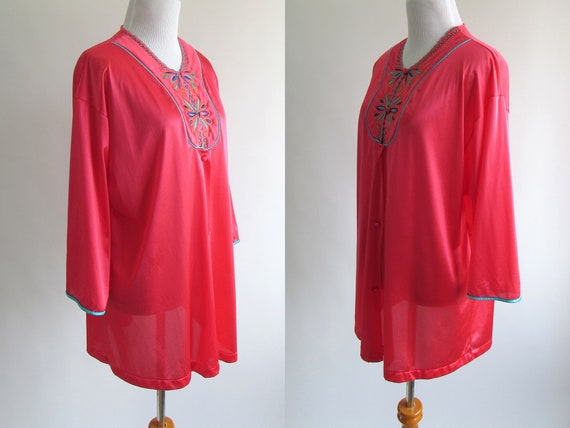 70s/80s Bright Hot Pink Night Shirt with Colorful… - image 2