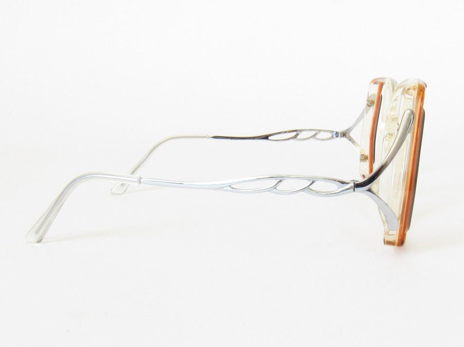 80s Gloria Vanderbilt Eyeglasses Frames: Oversized Amber  display picture 1