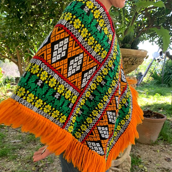 Guatemalan Woven Poncho Floral with Deer - Fringe… - image 4