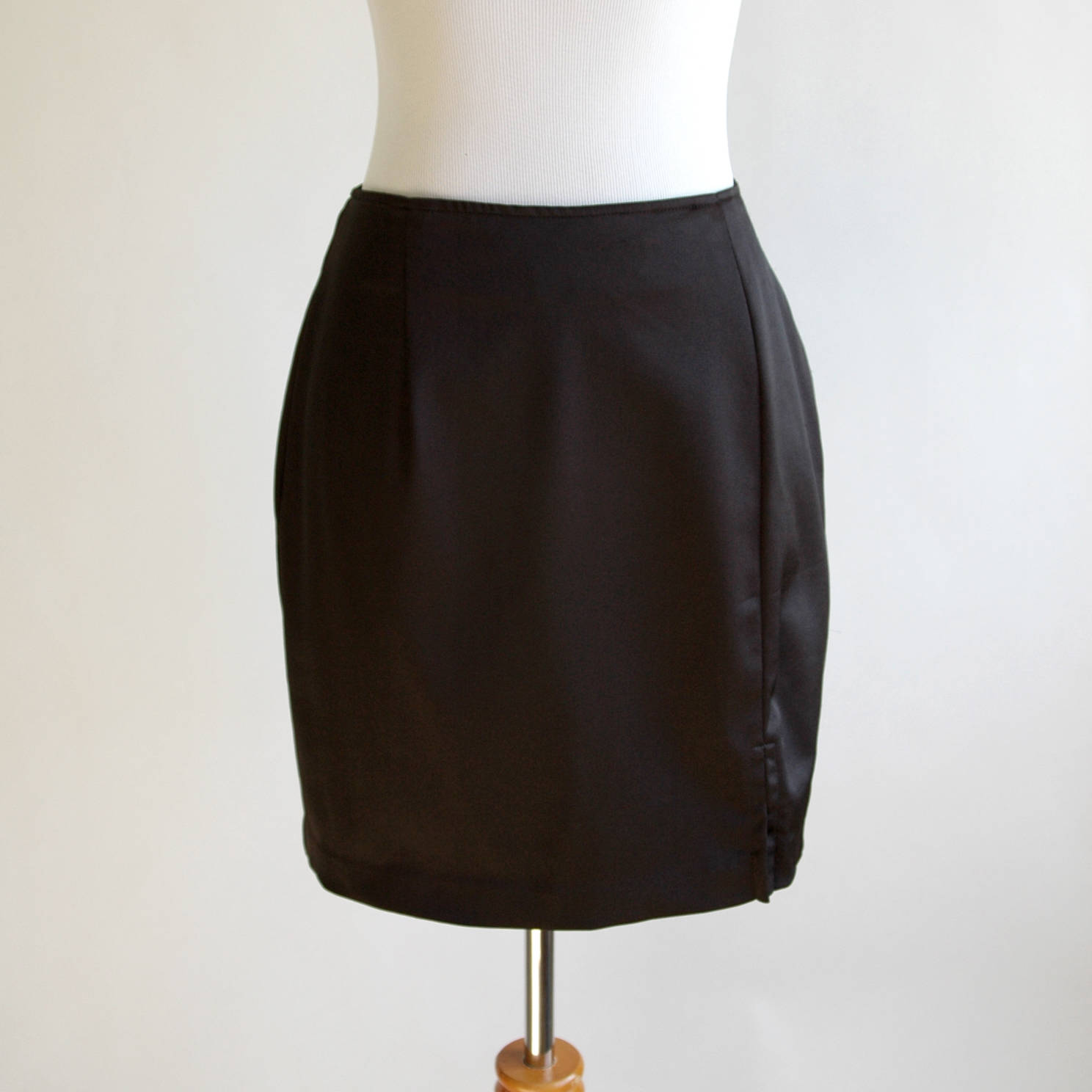 80s/90s Simple Black Pencil Skirt Satiny Stretchy High Waist | Etsy