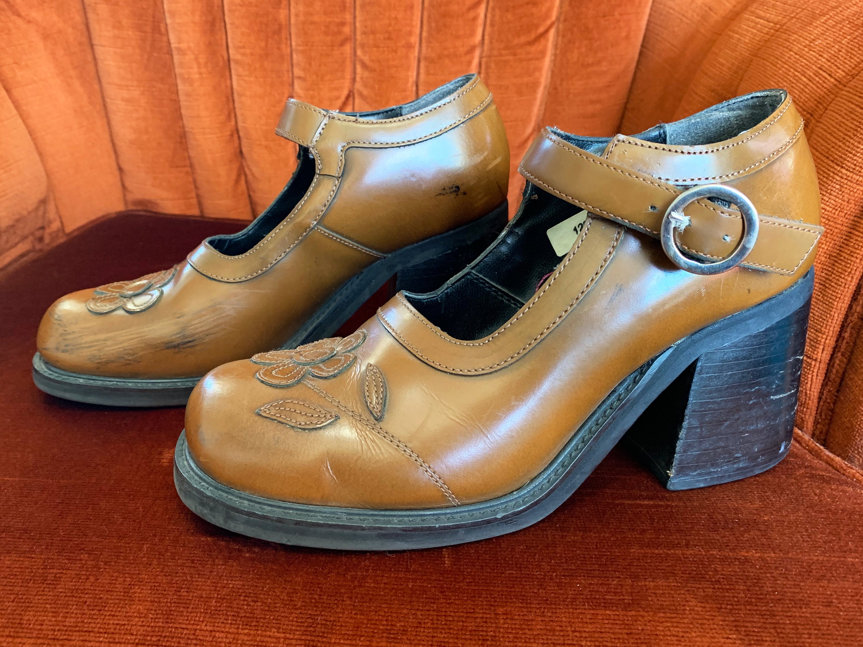 Chunky Heel Mary Janes With Flowers 1990s Y2K Vintage Brown