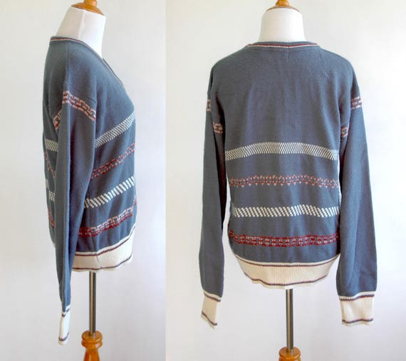 70s/80s Blue Red and White V Neck Sweater - Slouc… - image 3