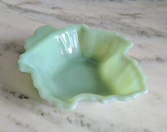 Fire King Jadeite Maple Leaf Bowl, Vintage Jadeite Leaf Serving Dish Spoon Rest, Green Milk Glass Snack Catchall Trinket Dish, Canada Gift