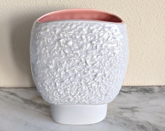 Large Red Wing Mushroom Vase, Redwing Vintage Art Pottery Vase Planter, Grey Pink Textured Vase, Mid Century Ceramic Centerpiece Vase, B2102