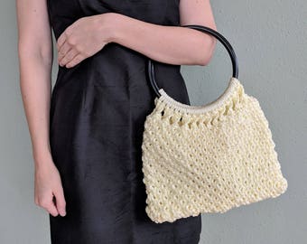 1960s White Crochet Purse, Mid Century Fashion Purse, Vintage Handmade Handbag, Boho Festival Crochet Handbag, Woven Purse Plastic Handles