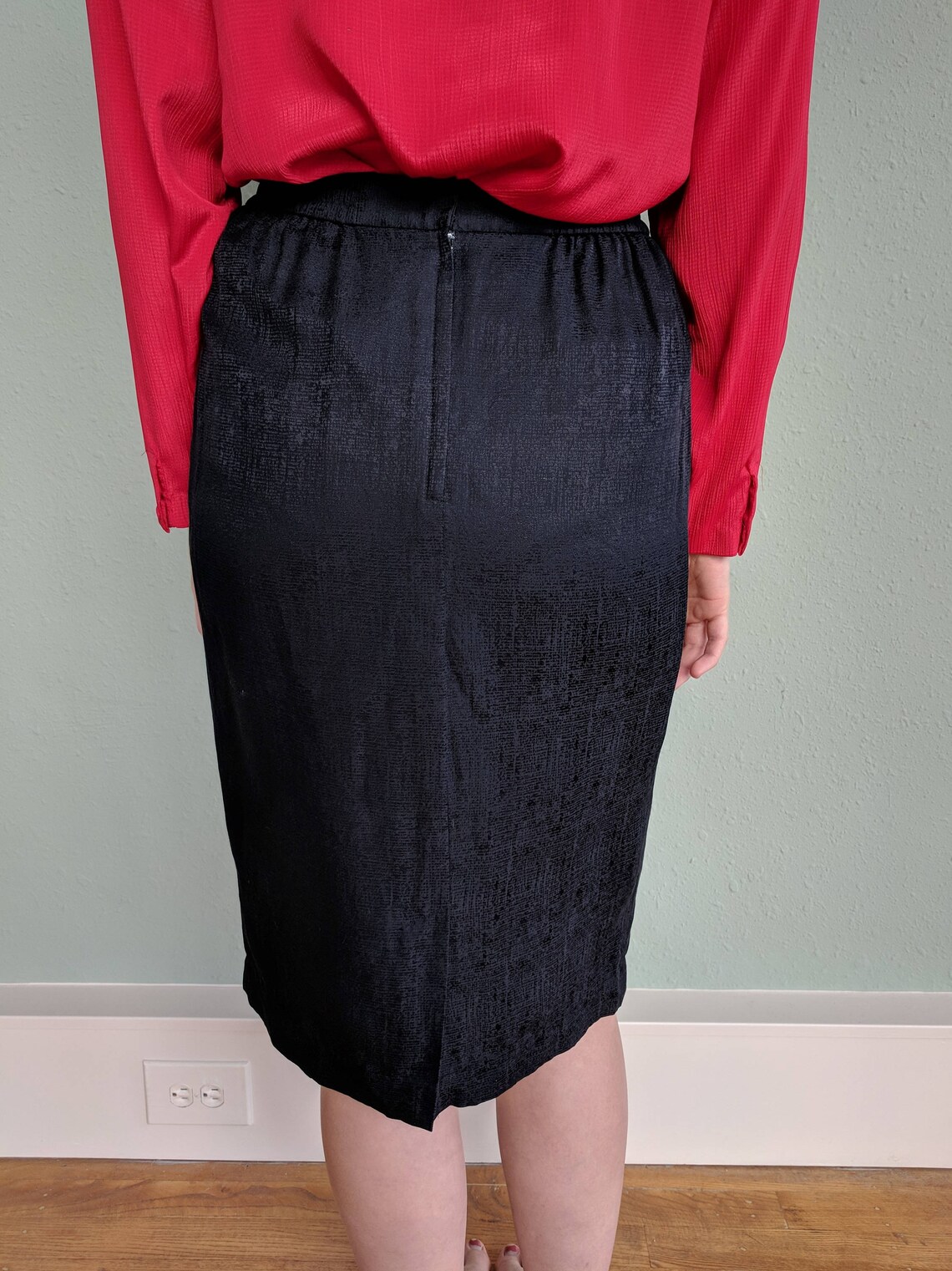 Vintage Black Aquascutum Pencil Skirt 26