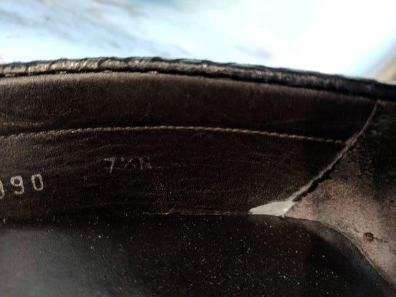 7.5 Stuart Weitzman Black Leather Snakeskin Loafe… - image 6