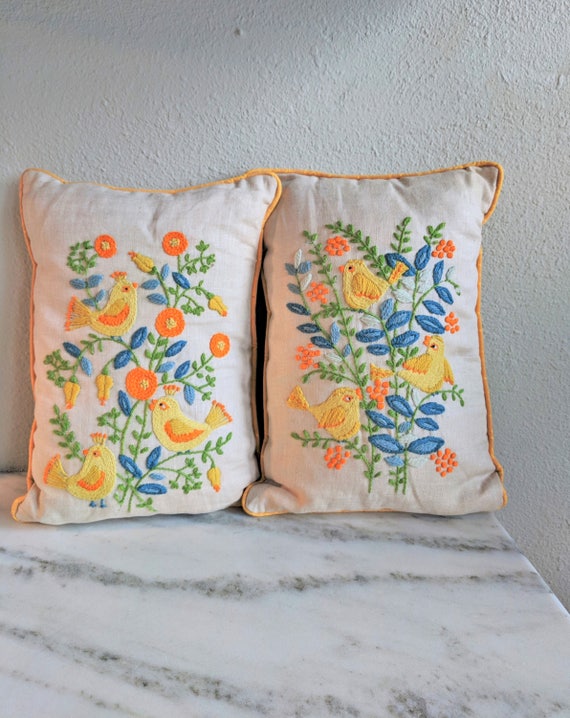 2 Vintage Needlepoint Bird Accent Pillows Handmade Crewel Etsy