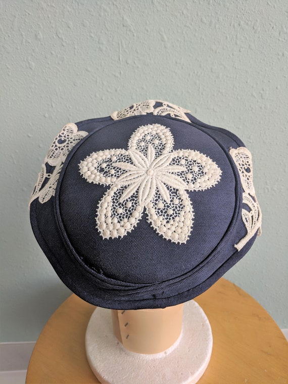 1950s Small Lacey Calot Hat, Mid Century Mad Men … - image 5