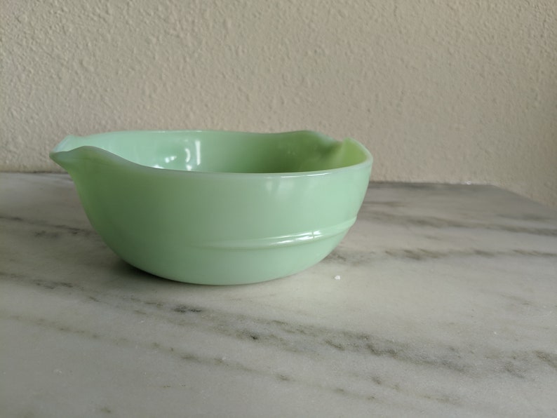 Fire King Collectible Green Milk Glass Vintage Jadite Mixing Batter Bowl Spout Handle Fire King Double Spout Jadeite Skillet Bowl