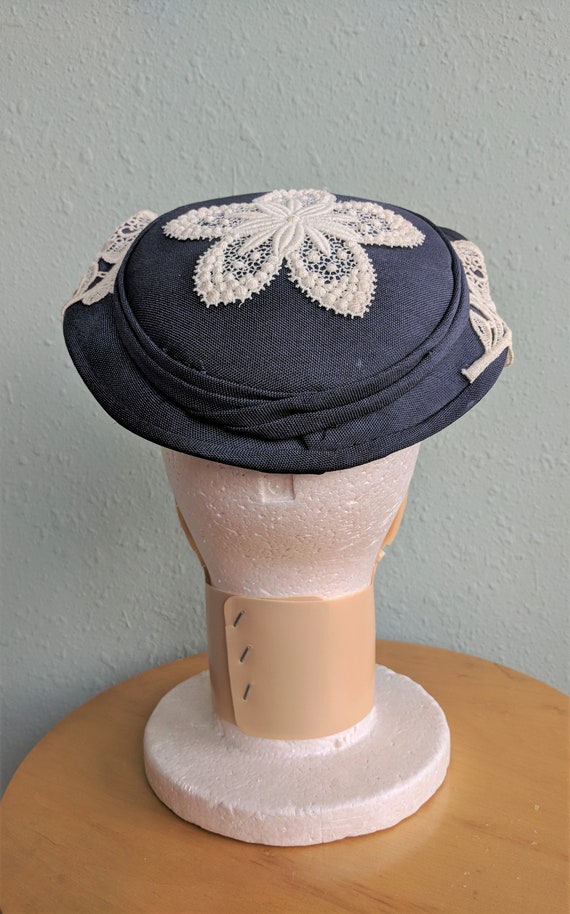1950s Small Lacey Calot Hat, Mid Century Mad Men … - image 4