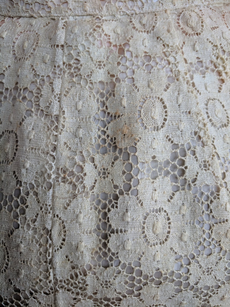 Vintage Cream Ivory Floral Lace Skirt Mad Men Pin Up Rockabilly Skirt XS Knee Length High Waist Pencil Work Skirt 1950s Lace Pencil Skirt