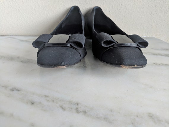 Size 7 Ferragamo Vara Bow Pumps Heels, Vintage Bl… - image 9