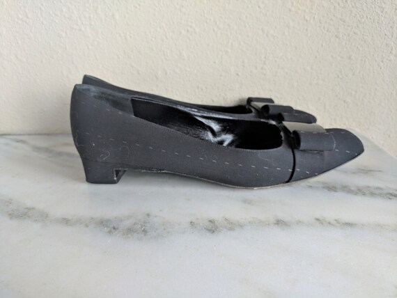 Size 7 Ferragamo Vara Bow Pumps Heels, Vintage Bl… - image 6