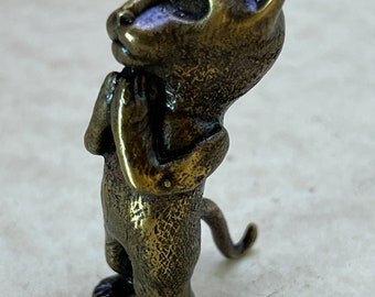 very beautiful cat Bronze  mini Figure kitten