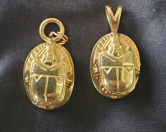 18kt Egyptian Scarabes Total Weight 25 grams