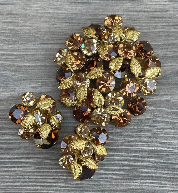 Vintage Austrian Set  Demi Parure Brooch and Clip… - image 4