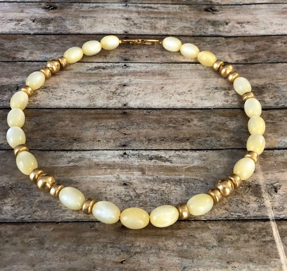 Collier Vintage Long - Perles Ovales Métal Doré - Style Rétro Années 70/80 - Occasion