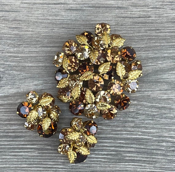 Vintage Austrian Set  Demi Parure Brooch and Clip… - image 3