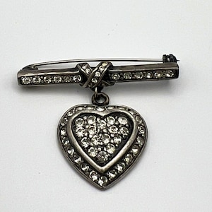 Vintage silver tone metal  lapel pin, dangling heart with clear rhinestones (0123)
