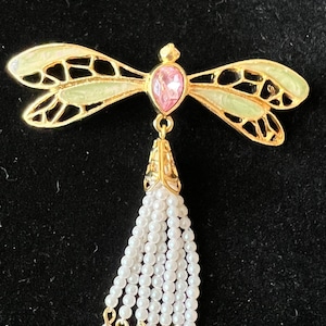Dragonfly  brooch ,Avon, vintage , gold tone metal  green enamel pink glass crystal,  faux pearl  tail  gift for her