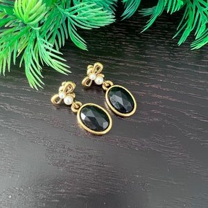 Napier Vintage dangling  pierced earrings, gold tone metal with black cabochons and faux pearls  ,gift for her