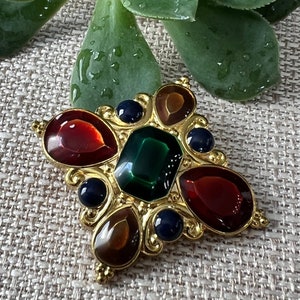 Modern JAY Strongwater gold tone  large pendant Maltise crest , vintage ,multicolor cabochons fall necklace, gift for her