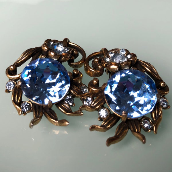 Hollycraft Copper 1954 Vintage clip on earrings with two shades of blue glass crystals , vintage jewelry,