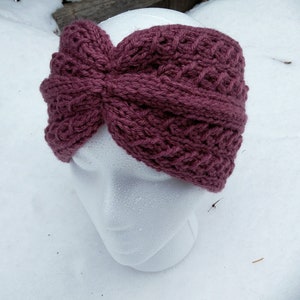 Bandeau de chauffe-oreilles en tricot de main de couleur foncée de rose
