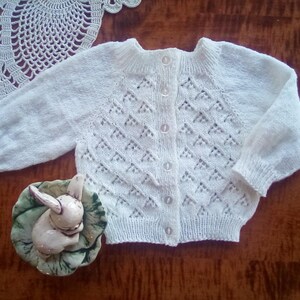 Pull bébé dentelle tricoté à la main 3-6 mois