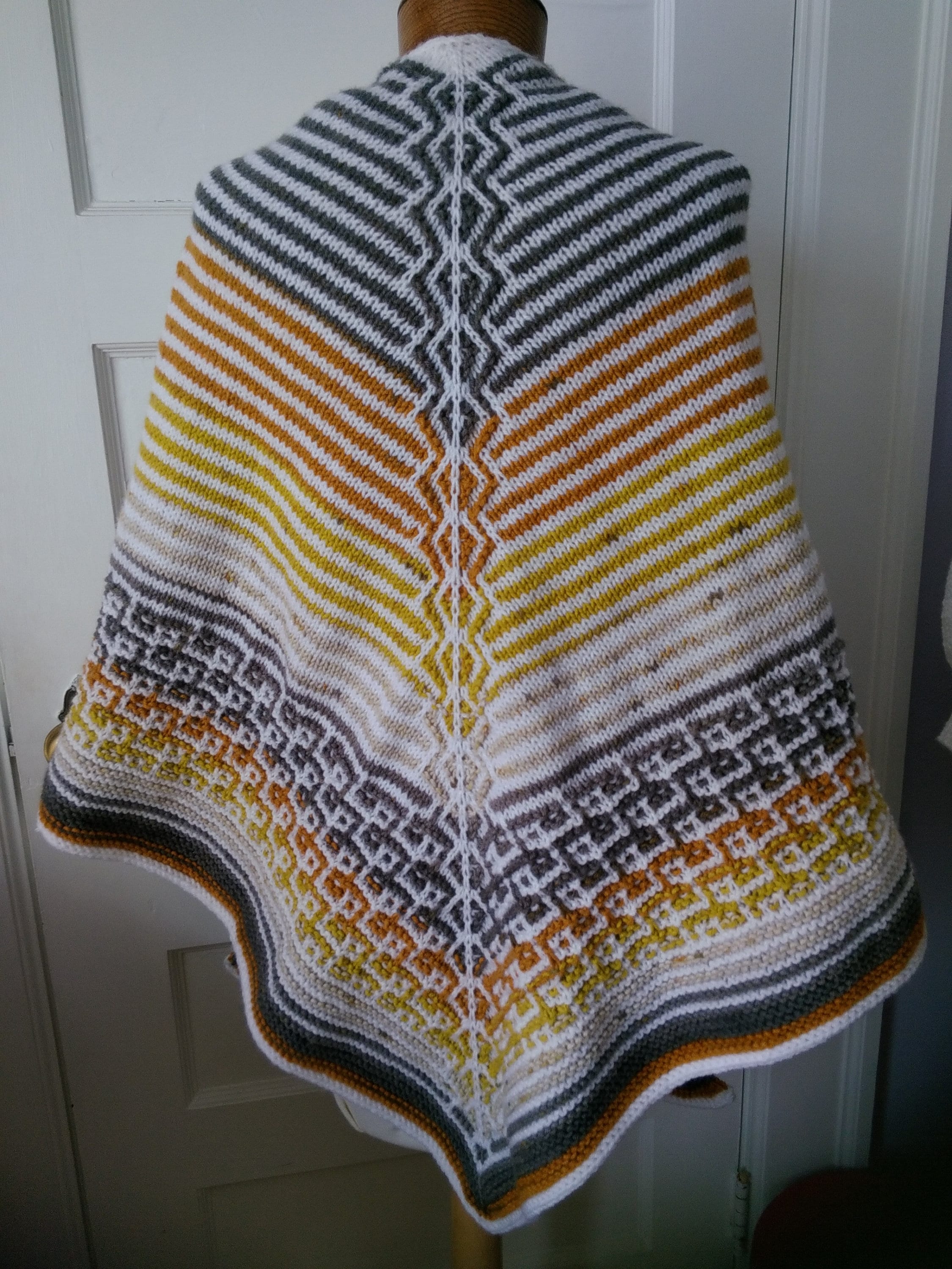 Hand Knit Patterned Multi-colored Triangular Wrap/shawl - Etsy