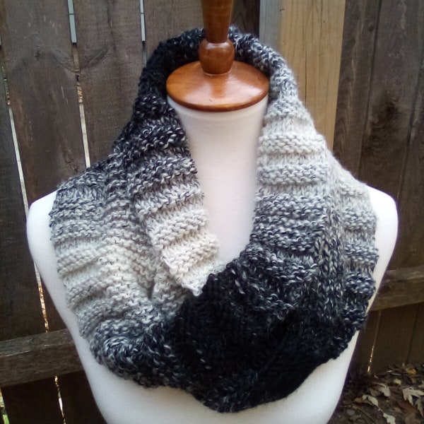 Hand Knit Twisted Cowl In Black And White