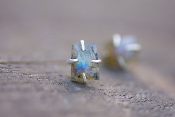 Labradorite Earrings,Labradorite Stud Earrings,Labradorite Jewelry,Everyday Earrings,Gemstone Stud Earrings,Gold Labradorite,Labradorite