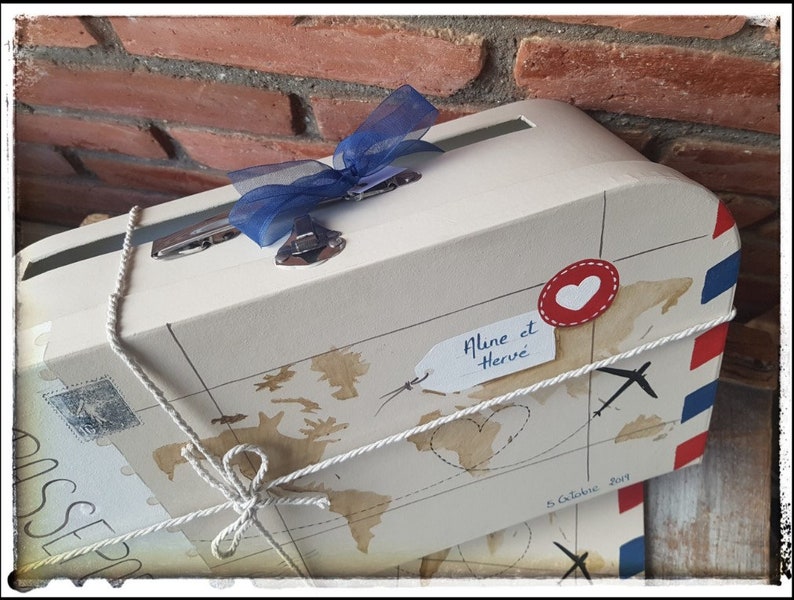 Bruiloft urn en gastenboek set, 'Air Mail, medium model koffer afbeelding 2