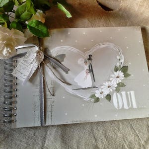 Guestbook or photo album, chic decor, married couple, Yes