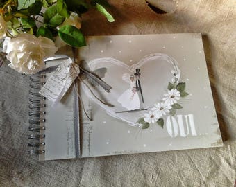 Guestbook or photo album, chic decor, married couple, Yes