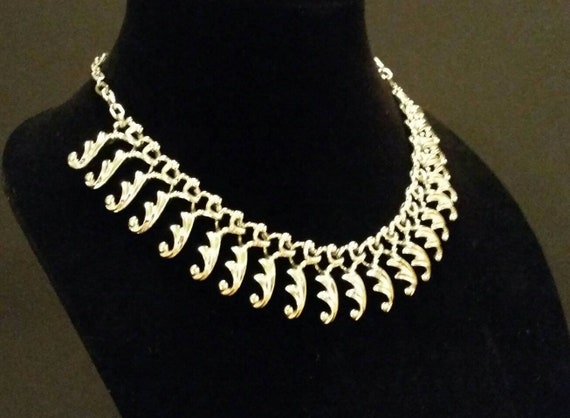 SARAH COVENTRY NECKLACE "Fancy Free" Silver Toned… - image 2