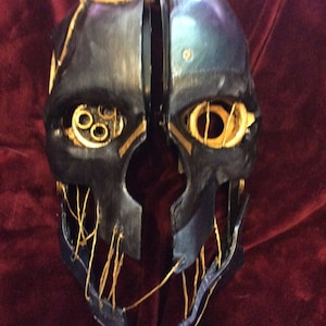 Corvo mask, dishonerd mask, cosplay, 3D printed and hand painted